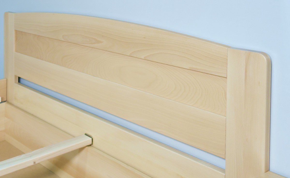 Pevná konštrukcia a detail spracovania postele Justina